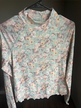 Floral Mock Neck Long Sleeve Top in Mint